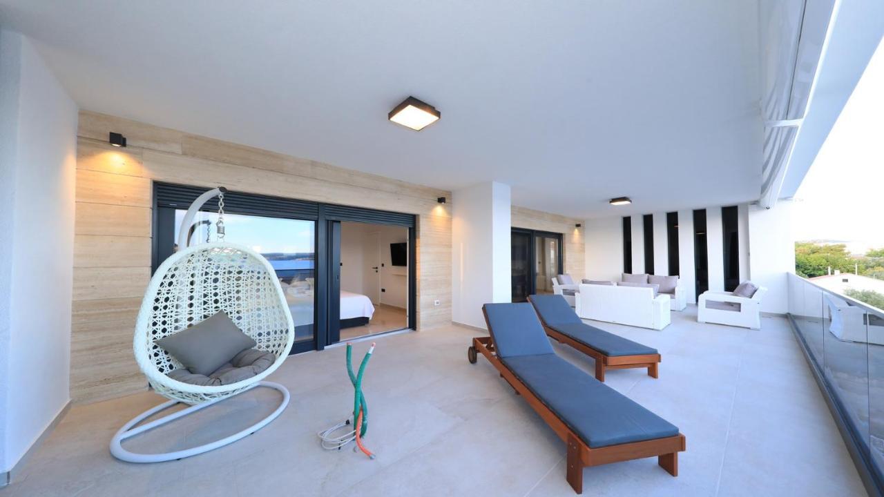 Adastra Apartments Maslenica Exterior photo